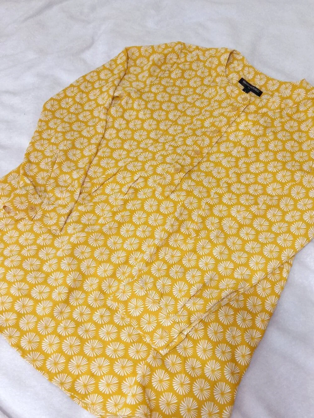 Banana Republic Yellow Floral Blouse NWT Size S Lightweight Preppy Cottagecore